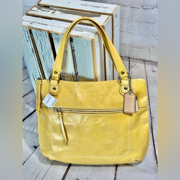NWT Coach Poppy Glam Tote in Sunflower - Picture 2 of 9